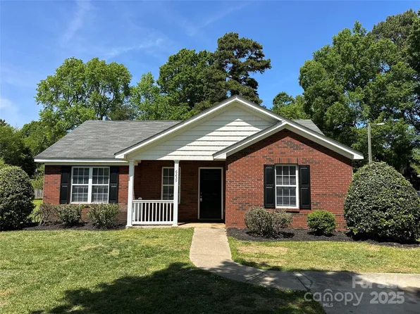6239 Burmith Ave, Charlotte, NC 28269