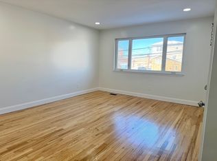 119 Bergen St, Harrison, NJ 07029