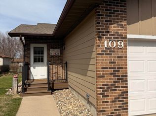109 18th St SE, Watertown, SD 57201