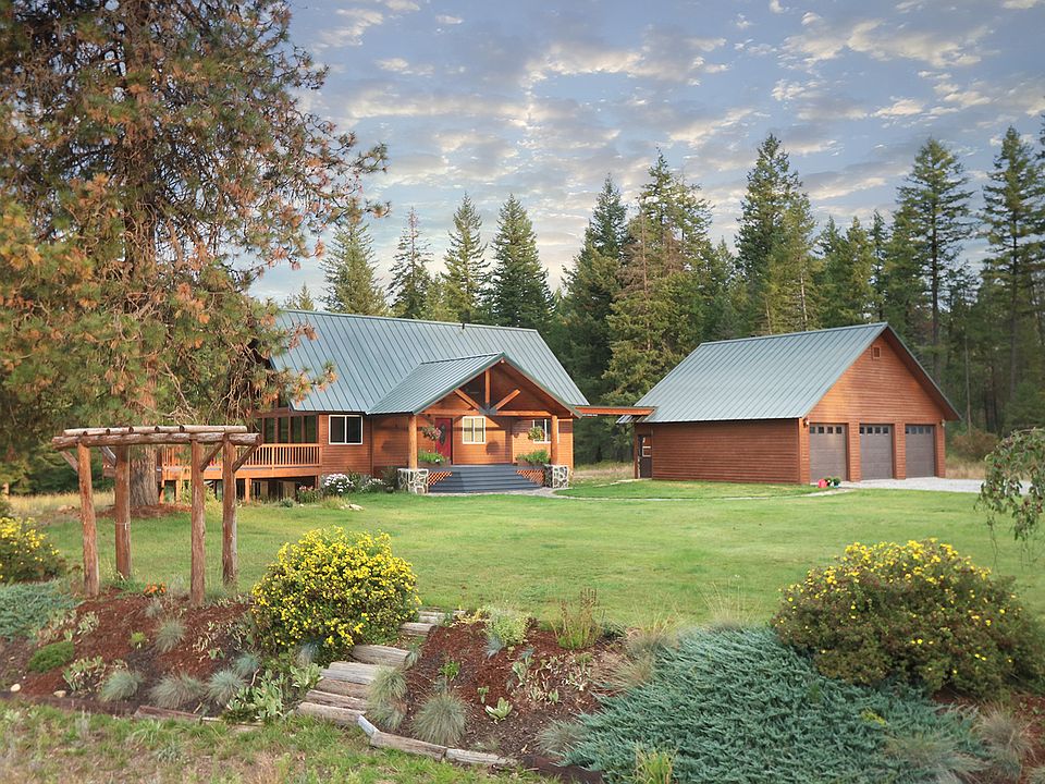 1st image of 394 Magpie Ln