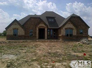 10401 Mustang Wells Dr, Fort Worth, TX 76126