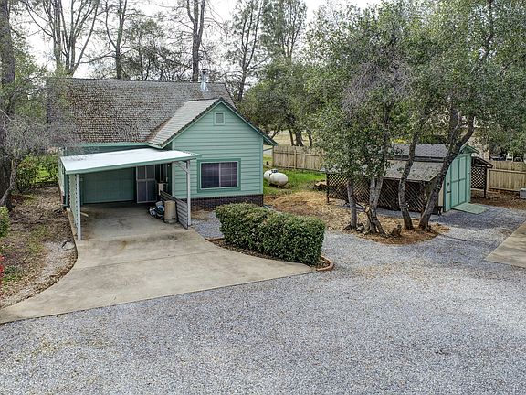 3rd image of 16856 China Gulch Dr