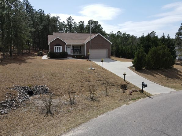 38 Green Links Dr
