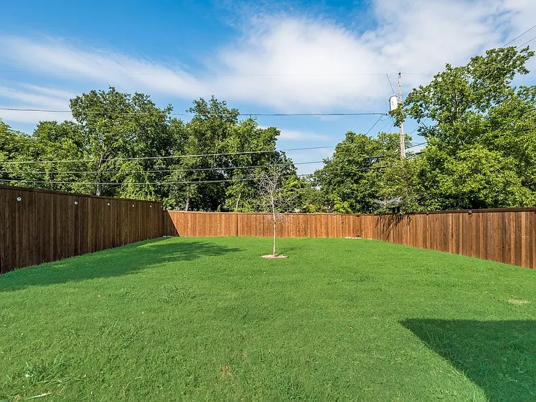 3001 Fernwood Ave — Photo 20
