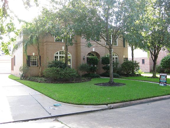 2nd image of 3610 Whispering Brook Dr