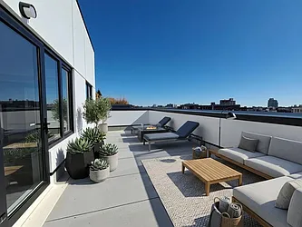 202 North 4th Street, #PH