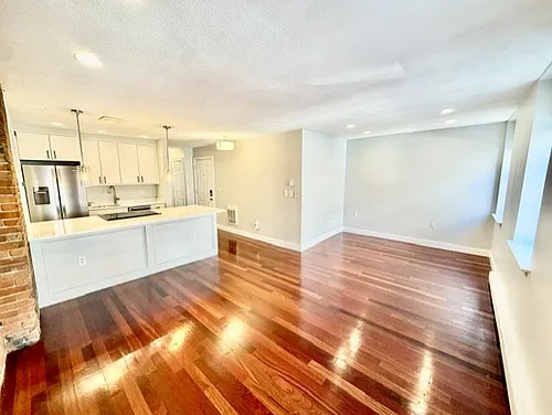 113 Fulton St Photo 1