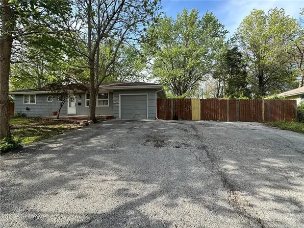 4840 Webster Ave, Kansas City, KS 66104