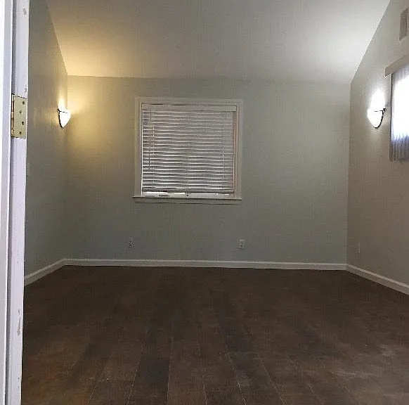 17205 Esteban St #B — Photo 7