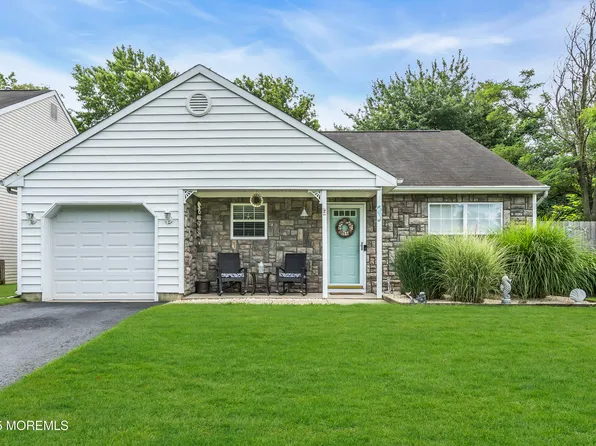 2 Ellison Court, Union Beach, NJ 07735