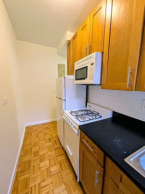 Rented by City & Suburban | media 4