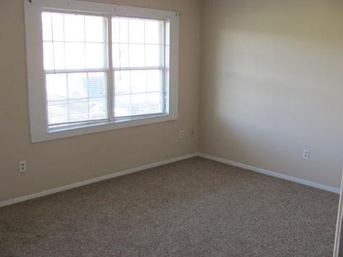 2nd image of 328 Ronthor Dr