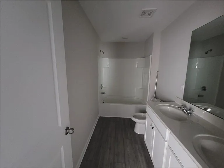 153 Golden Eagle Pkwy — Photo 6