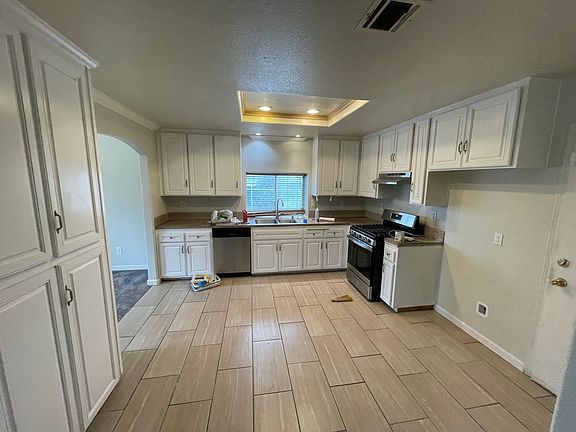 3rd image of 12874 Amber Creek Cir