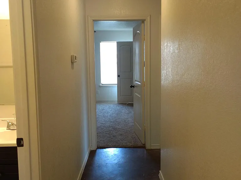 8124 Doreen Ave — Photo 12