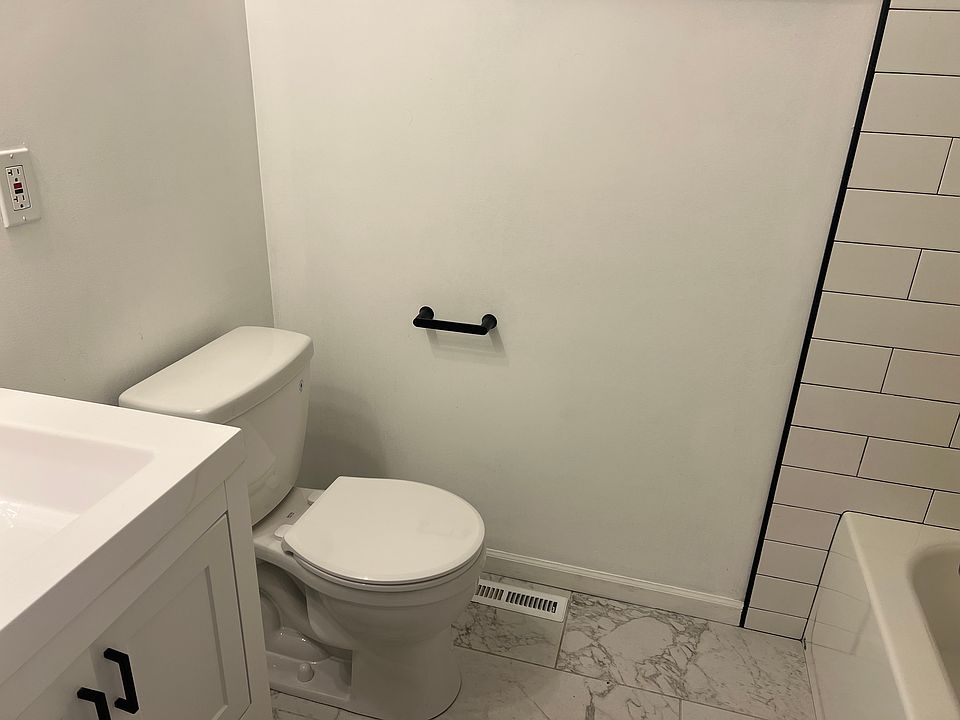 1st image of 2222 N 24th St