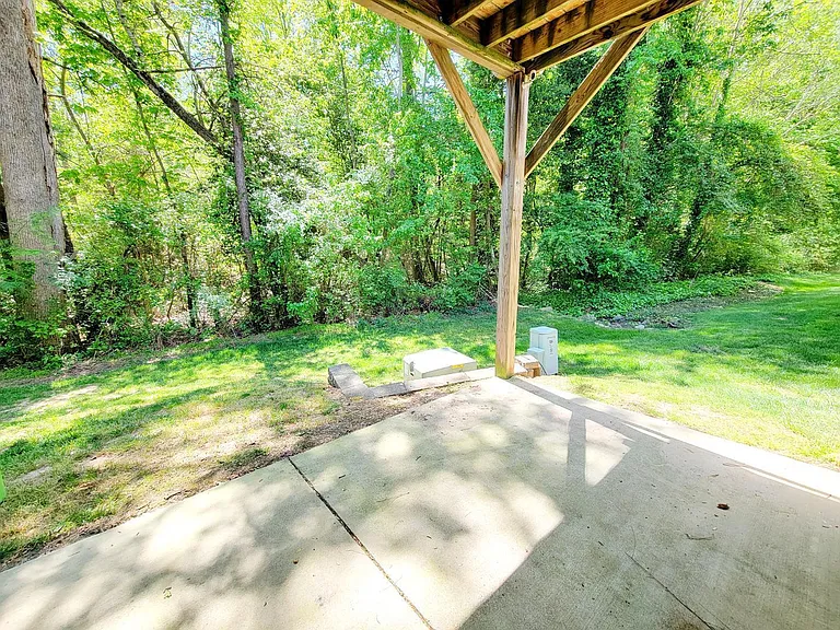 4640 Centrebrook Cir — Photo 25
