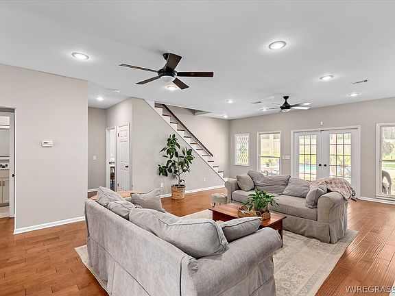 4th image of 92 Laurel Breeze Dr