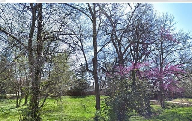1st image of 7719 Kenwood Ave