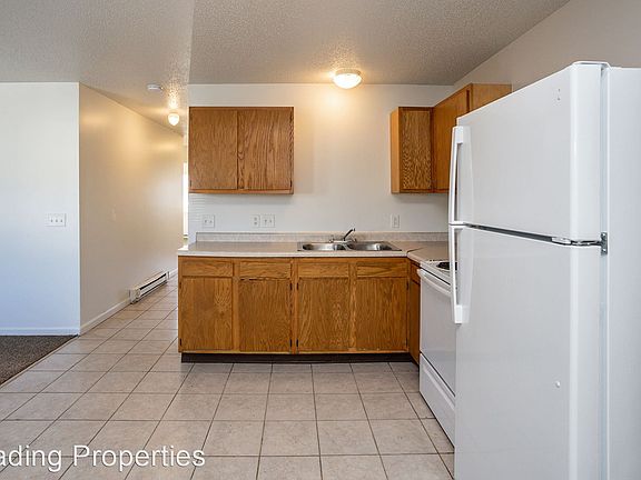 4th image of 309 6th Ave W APT 7