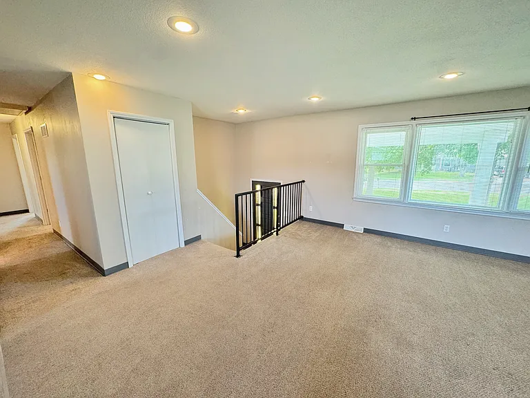 835 E Gay St — Photo 2