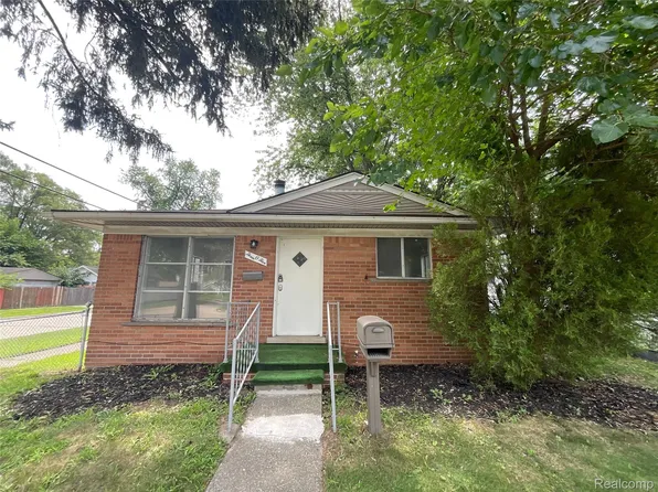 305 W Hudson Ave, Madison Heights, MI 48071