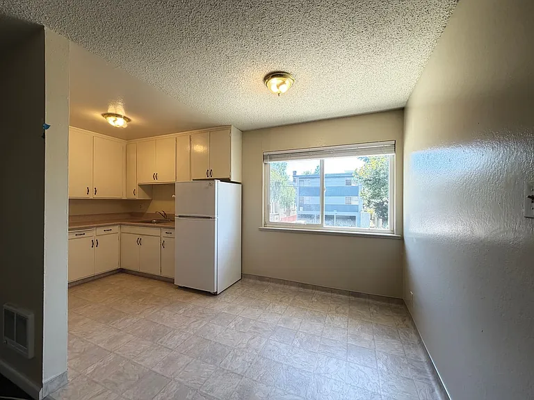 2211 San Antonio Ave — Photo 15