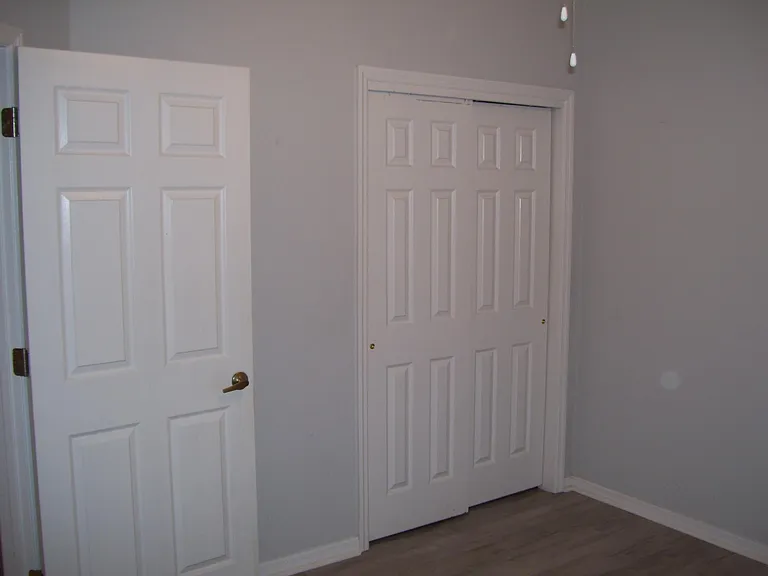 2675 N Canterbury Lake Dr — Photo 7