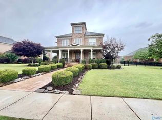 35 Lake Forest Blvd SW, Huntsville, AL 35824