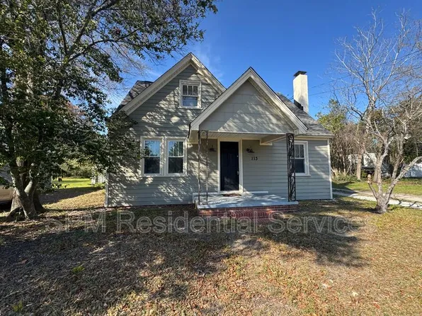 113 Gordon Rd, Wilmington, NC 28401