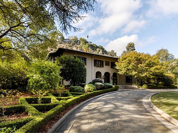 2nd image of 375 Linda Vista Ave