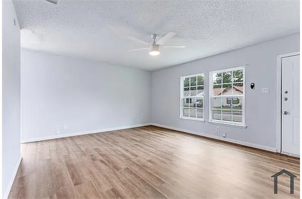 Building Photo - 4847 Aspen Wood Dr