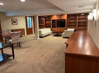 120 Commons Dr, Palos Park, IL 60464