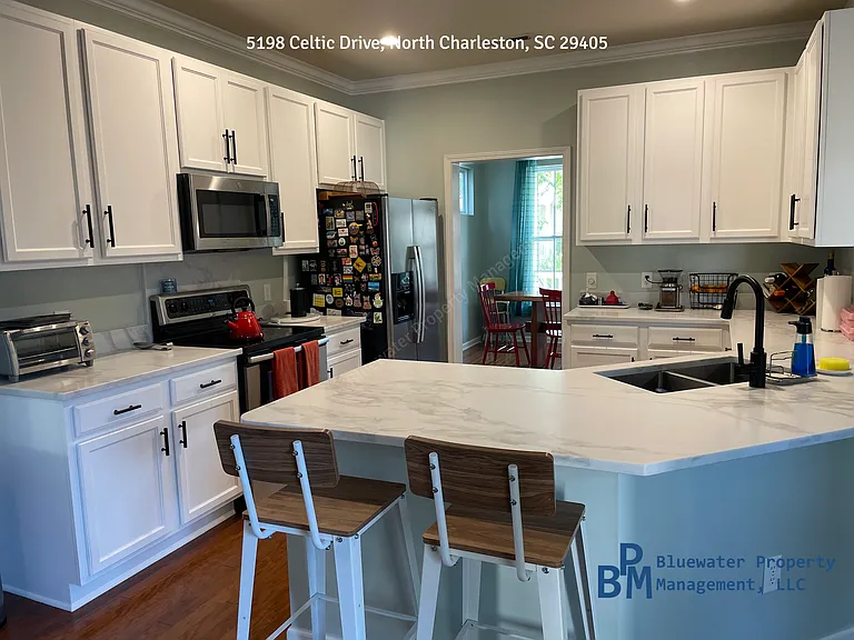 5198 Celtic Dr — Photo 3