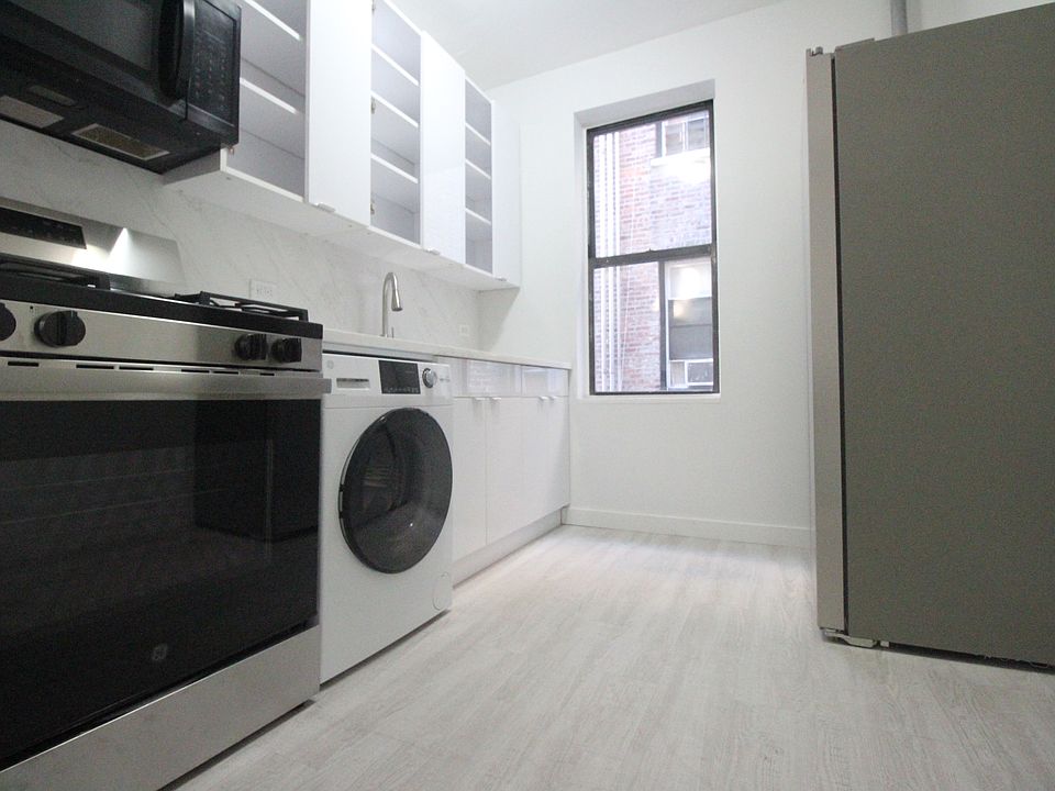 1st image of 3415 Broadway #3