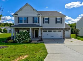 4509 Wedge Dr, Pfafftown, NC 27040