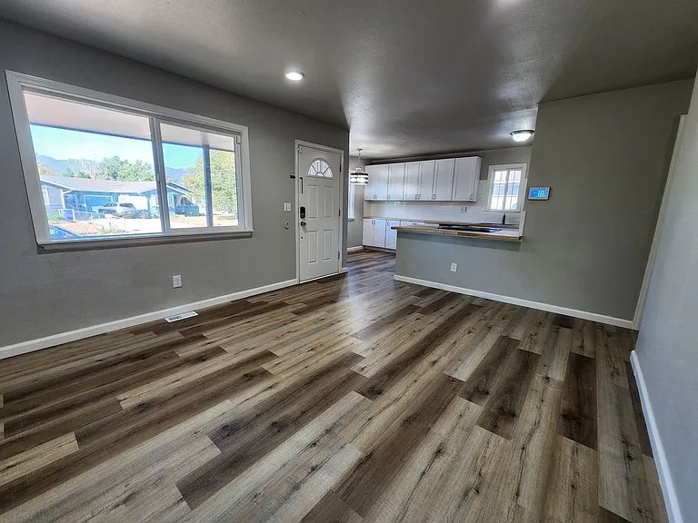 2874 Carmel Cir — Photo 6