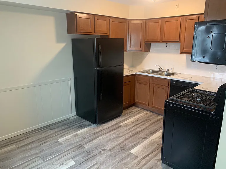 Indian Village Apartments — Photo 2