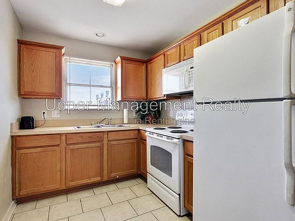 2nd image of 803 Felicity St #10