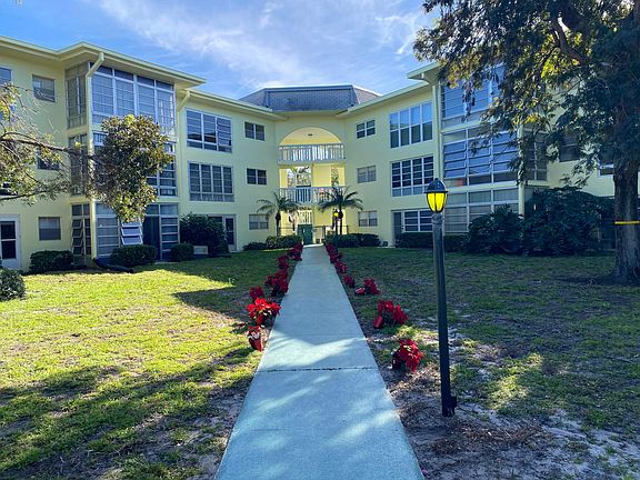 4th image of 1100 Ponce De Leon Circle #312