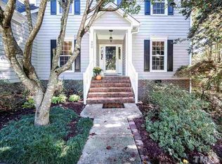 900 Serviceberry Ct, Knightdale, NC 27545