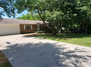 1551 Clendenen Rd, Maryville, TN 37801