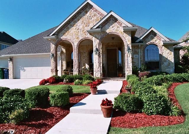 1st image of 1661 Cross Timbers Dr