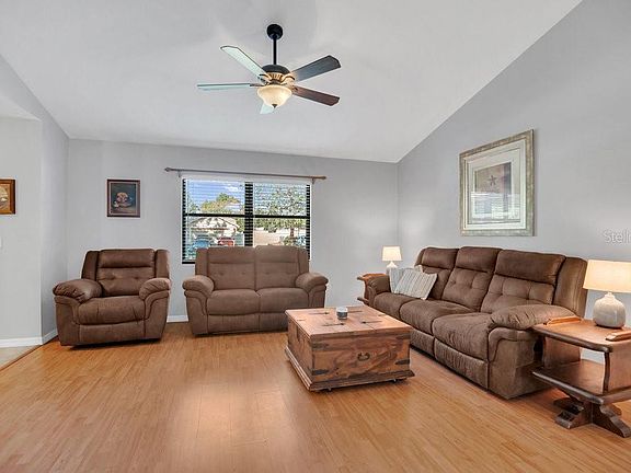 4th image of 90 Sundown Rd