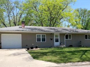1729 Deringer Dr, Chillicothe, MO 64601