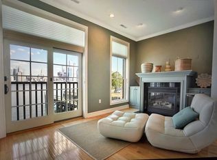 3 Regency Pl, Weehawken, NJ 07086