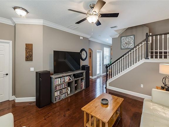 4th image of 3642 Peppervine Dr