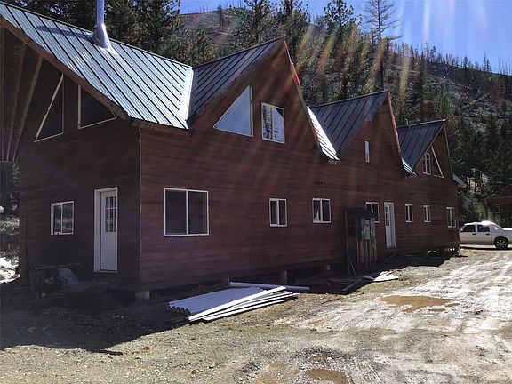 3rd image of 2300 Keystone Gulch Rd