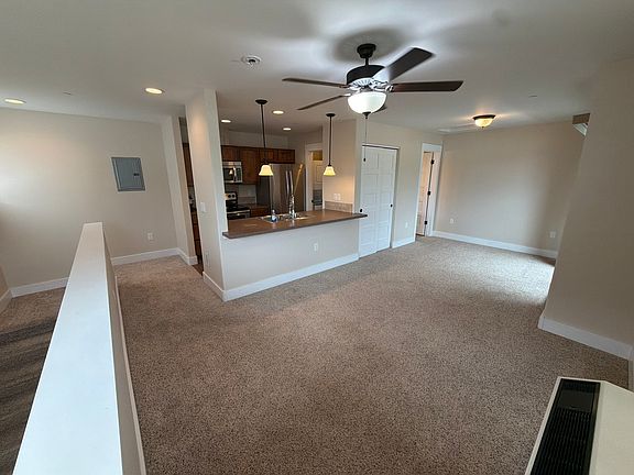 4th image of 251 Urban Prairie St Unit B