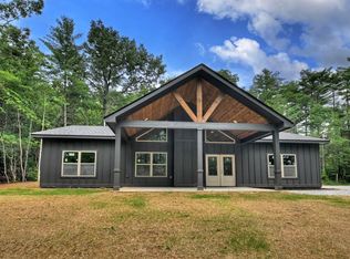 2 Pinelog Rd, Young Harris, GA 30582